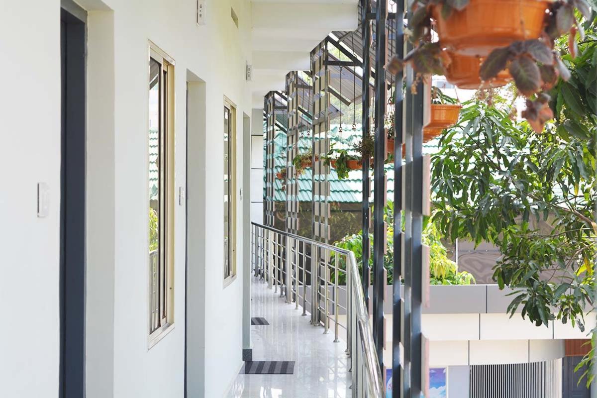 Jippus Galaxy Budget Air Port Hotel Kochi Εξωτερικό φωτογραφία