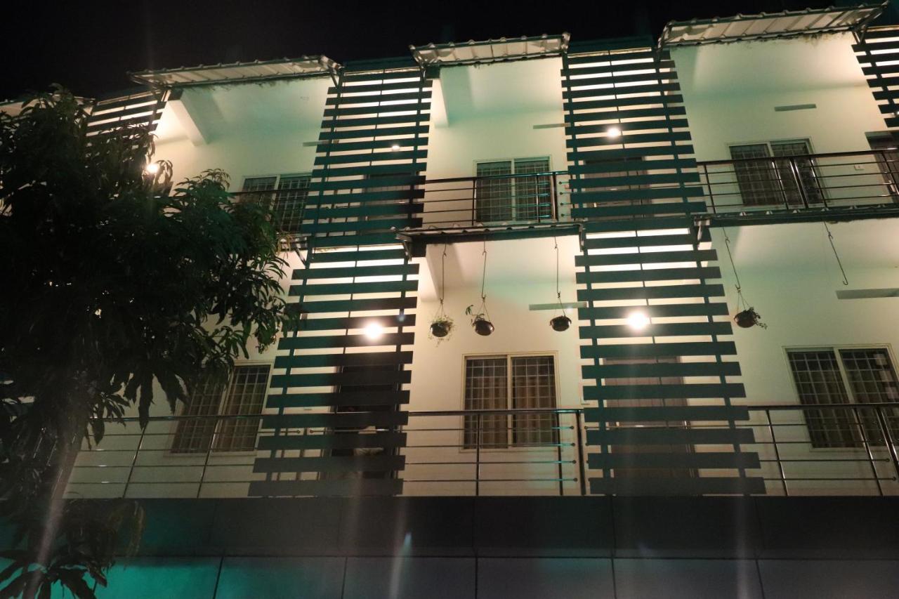 Jippus Galaxy Budget Air Port Hotel Kochi Εξωτερικό φωτογραφία