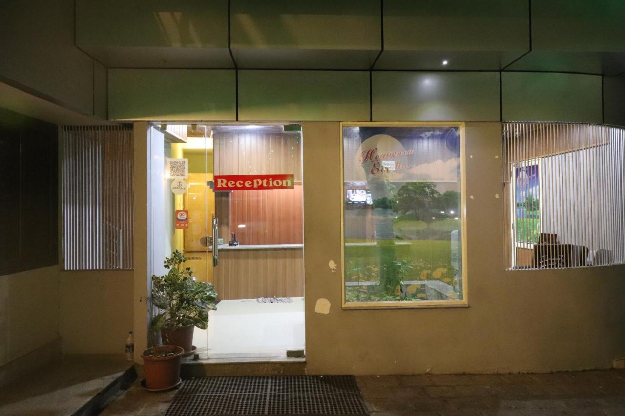 Jippus Galaxy Budget Air Port Hotel Kochi Εξωτερικό φωτογραφία